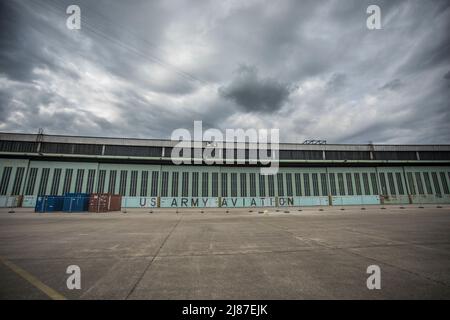 Berlin, 13.. Mai 2022. 2022 Shell Recharge Berlin E-Prix, 2021-22 ABB FIA Formel E Weltmeisterschaft, Tempelhof Airport Circuit in Berlin, Deutschland im Bild: Circuit Atmosphere © Piotr Zajac/Alamy Live News Stockfoto