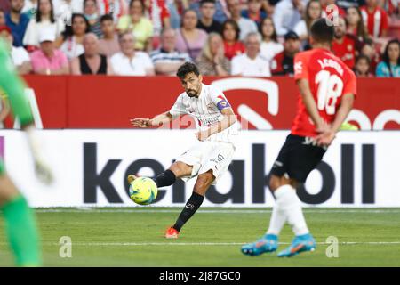 Sevilla, Spanien. 11.. Mai 2022. Jesus Navas (Sevilla) Fußball: Spanisches Spiel 'La Liga Santander' zwischen dem FC Sevilla 0-0 RCD Mallorca im Estadio Ramon Sanchez-Pizjuan in Sevilla, Spanien. Quelle: Mutsu Kawamori/AFLO/Alamy Live News Stockfoto