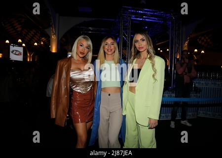 Sanja Alena,Tatiana Corado Rahimkhan,Gianna Berlinghieri bei der Dr. Sindsen Record Release Party 'wollte immer Promi sein' im Hofbräu Wirtshaus Berli Stockfoto