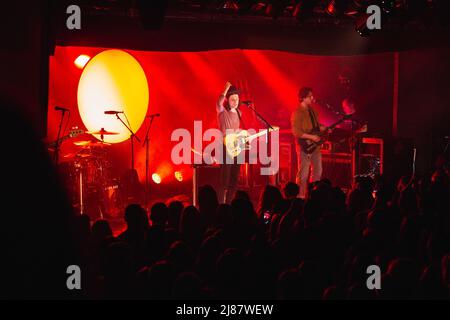 13. Mai 2022: Der englische Singer-Songwriter und Gitarrist James Bay spielt am letzten Abend seiner UK-Tournee 2022 eine ausverkaufte Show im Leadmill in Sheffield. Die Tour kommt vor der Veröffentlichung seines 3. Studio-Album â €˜Leapâ €™ im Juli veröffentlicht. Die Leadmill droht immer noch zu schließen, da Tausende von Menschen eine Petition unterschreiben, um den legendären Veranstaltungsort zu retten. Arctic Monkeys, Richard Hawley, Jarvis Cocker und bringen Sie mir die Horizonâ €™s Oli Sykes gehören zu den Sheffield-Künstler gesprochen haben, zur Unterstützung des Veranstaltungsortes (Credit Image: © Myles Wright/ZUMA Press Wire) Stockfoto