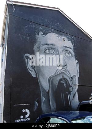 Ian Curtis Mural, Lead-Sänger der Joy Division, 75 Port St, Manchester Northern Quarter, M1 2EG, von Akse, Übermalt von Aitch August2022 Stockfoto