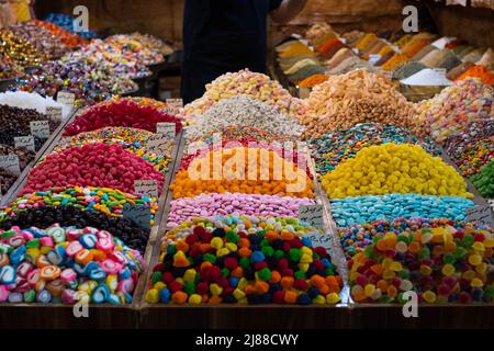 Stapel von bunten Gummibonbons, Gelee Candy Shop Stockfoto