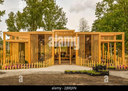 Almere, Niederlande, Mai 2022. Der Pavillon von Bangladesch, aus Bambus, auf der Floriade, Gartenbau Expo 2022. . Hochwertige Fotos Stockfoto