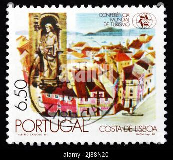 PORTUGAL - UM 1980: Eine in Portugal gedruckte Briefmarke zeigt St. Vincent und das alte Lissabon, Welttourismuskonferenz, Manila, um 1980 Stockfoto