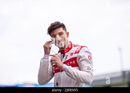 Berlin, Deutschland. 14.. Mai 2022. DENNIS Jake (gbr), Avalanche Andretti Formula E, BMW iFE.21, Portrait während des Berlin ePrix 2022, 5. Treffen der ABB FIA Formula E Weltmeisterschaft 2021-22, auf dem Tempelhof Airport Street Circuit vom 13. Bis 15. Mai in Berlin - Photo Germain Hazard / DPPI Credit: DPPI Media/Alamy Live News Stockfoto