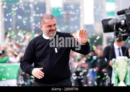 Celtic-Managerin Ange Postecoglou vor dem Cinch Premiership-Spiel im Celtic Park, Glasgow. Bilddatum: Samstag, 14. Mai 2022. Stockfoto