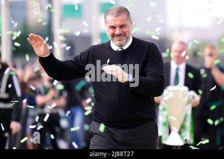 Celtic-Managerin Ange Postecoglou vor dem Cinch Premiership-Spiel im Celtic Park, Glasgow. Bilddatum: Samstag, 14. Mai 2022. Stockfoto