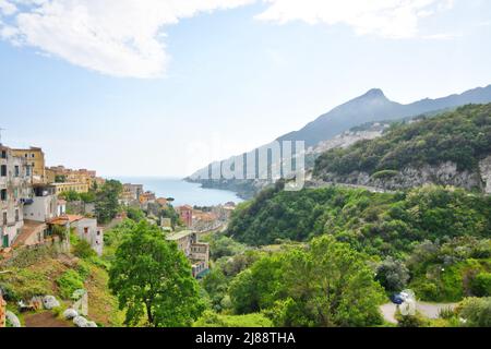 Panoramablick auf Vietri sul Mare, Stadt in der Provinz Salerno, Italien. Stockfoto