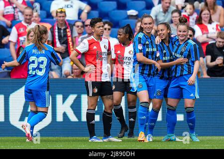 Rotterdam - Chasity Grant von Ajax Vrouwen feiert den 0-3 während des Spiels zwischen Feyenoord V1 gegen Ajax v1 im Stadion Feijenoord De Kuip am 14. Mai 2022 in Rotterdam, Niederlande. (Box to Box Pictures/Yannick Verhoeven) Credit: Box to Box pictures/Alamy Live News Stockfoto