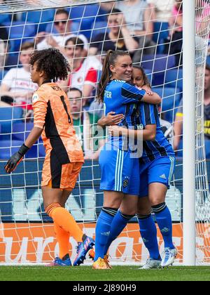 Rotterdam - Chasity Grant von Ajax Vrouwen feiert den 0-3 während des Spiels zwischen Feyenoord V1 gegen Ajax v1 im Stadion Feijenoord De Kuip am 14. Mai 2022 in Rotterdam, Niederlande. (Box to Box Pictures/Tom Bode) Credit: Box to Box pictures/Alamy Live News Stockfoto