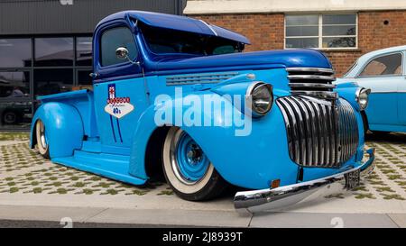 1946 Custom Chevrolet Pickup Truck ‘948 YUP’ auf dem April Scramble im Bicester Heritage Center am 23.. April 2022 Stockfoto