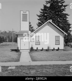 Western Washington, Thurston County, Tenino. Seven Day Adventist Church, einen Block von der Hauptstraße von der Bank entfernt. Stockfoto