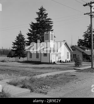 Western Washington, Thurston County, Tenino. Seven Day Adventist Church, einen Block von der Hauptstraße von der Bank entfernt. Stockfoto