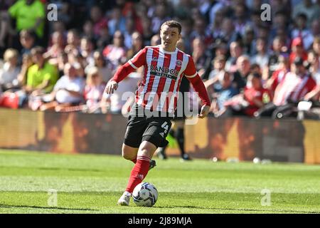 Sheffield, Großbritannien. 14.. Mai 2022. John Fleck #4 von Sheffield United bricht mit dem Ball in Sheffield, Großbritannien am 5/14/2022. (Foto von Craig Thomas/News Images/Sipa USA) Quelle: SIPA USA/Alamy Live News Stockfoto