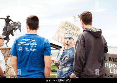 Demonstration in Lander Wyoming wegen Roe V. Wade Anti-Abtreibung Pro-Abtreibung Pro-Life Pro-Choice Stockfoto