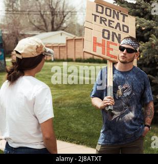 Demonstration in Lander Wyoming wegen Roe V. Wade Anti-Abtreibung Pro-Abtreibung Pro-Life Pro-Choice Stockfoto