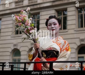 Der 14. 2022. Mai war die erste Parade zum Japan Day, bei der George Takei als Grand Marshall auftreten wurde. Stockfoto