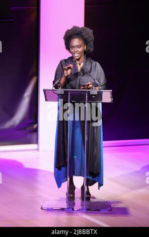 11. Mai 2022, New York, NY, USA: The Times Center, New York, USA, 11. Mai 2022 - Aissa Maiga während der Frankie Climate Impact Awards im Times Center in New York City. Dont Choose Extinction a UNDP Event.Foto: Giada Papini Rampelotto/EuropaNewswire..PHOTO CREDIT MANDATORY. (Bild: © Luiz Rampelotto/ZUMA Press Wire) Stockfoto