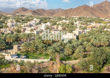 Bahla, Oman - Heimat des Bahla Fort, einer Burg aus dem 13.. Jahrhundert und UNESCO Weltkulturerbe, ist Bahla einer der wichtigsten touristischen Orte in Oman Stockfoto