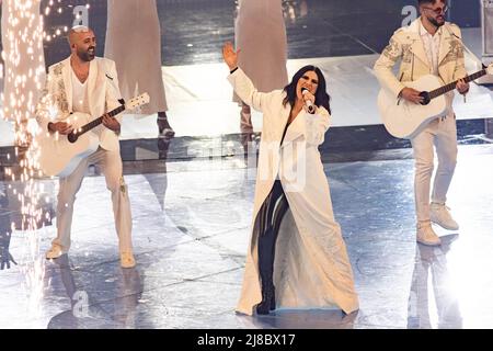 Laura Pausini tritt beim Grand-Finale des Eurovision Song Contest auf. Turin (Italien) am 14.. Mai 2022. Foto von Marco Piovanotto/ABACAPRESS.COM Stockfoto