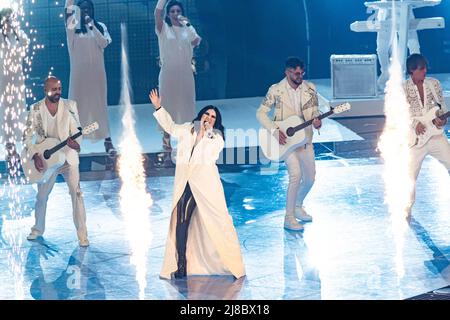 Laura Pausini tritt beim Grand-Finale des Eurovision Song Contest auf. Turin (Italien) am 14.. Mai 2022. Foto von Marco Piovanotto/ABACAPRESS.COM Stockfoto