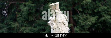 Die Skulptur des heiligen Johannes Nepomuzän, die älteste Skulptur in Bydgoszcz und eine der ältesten freistehenden Skulpturen des heiligen. Stockfoto