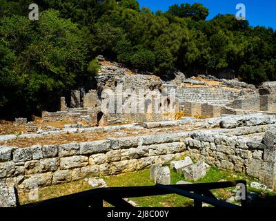 Heiligtum des Asklepios in der archäologischen Stätte von Butrinto in Albanien Stockfoto