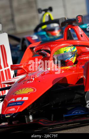 Berlin, Deutschland. 15.. Mai 2022. 29 SIMS Alexander (gbr), Mahindra Racing, Mahindra M7Electro, Aktion während des Berlin ePrix 2022, 5. Treffen der ABB FIA Formel E Weltmeisterschaft 2021-22, auf dem Stadtkurs des Flughafens Tempelhof vom 13. Bis 15. Mai in Berlin - Foto Frédéric Le Floch / DPPI Quelle: DPPI Media/Alamy Live News Kredit: DPPI Media/Alamy Live News Stockfoto