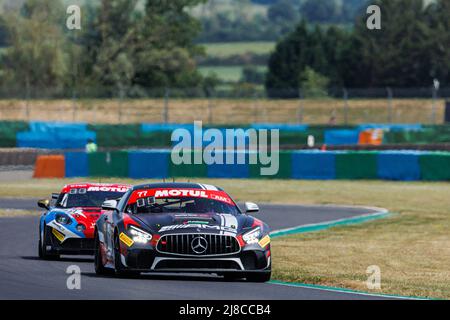 77 ALANIS Eric, DE MARTIN Alberto, NM Racing Team, Mercedes-AMG GT4, Aktion während des 2.. Laufs des Championnat de France FFSA GT 2022, vom 13. Bis 15. Mai auf dem Circuit de Nevers Magny-Cours in Magny-Cours, Frankreich - Foto Clément Luck / DPPI Stockfoto