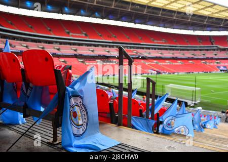 LONDON, GROSSBRITANNIEN. MAI 15. Flagge von Manchester City vor dem FA Cup-Finale der Frauen zwischen Chelsea und Manchester City im Wembley Stadium, London, am Sonntag, 15.. Mai 2022. (Quelle: Ivan Yordanov | MI News) Stockfoto