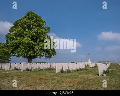 Das Bild zeigt den britischen Friedhof Marfaux aus dem 1. Weltkrieg in der Nähe von Marfaux. Der Friedhof ist von Soldaten, die bei der Marne-Offensive vom Juli 1918 ums Leben kamen Stockfoto