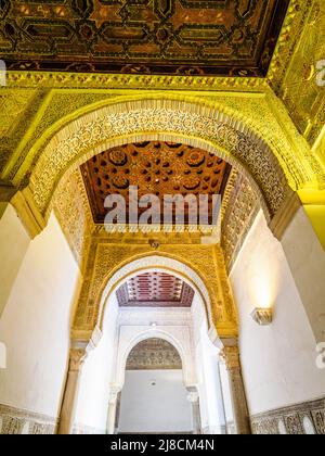 Vestibulo (Eingangshalle) des Palacio del Rey Don Pedro (Palast von König Don Pedro) - Real Alcazar - Sevilla, Spanien Stockfoto