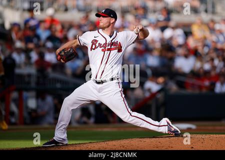 ATLANTA, GA – 14. MAI: Atlanta Braves Relief Pitcher will Smith (51) spielt während eines MLB-Spiels gegen die San Diego Padres im Truist Park am 14. Mai 2022 in Atlanta, Georgia. (Foto: Joe Robbins/Image of Sport) Stockfoto