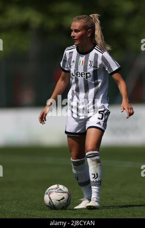 Mailand, Italien, 14.. Mai 2022. Amanda Nilden von Juventus beim Spiel Serie A Femminile im Centro Sportivo Vismara, Mailand. Bildnachweis sollte lauten: Jonathan Moscrop / Sportimage Stockfoto