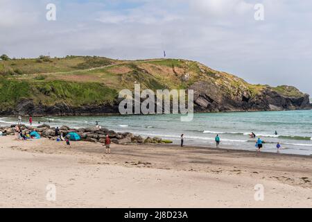 Rossarbery, West Cork, Irland. 15.. Mai 2022. In West Cork herrschen heute Temperaturen von 20C Grad, wobei Einheimische und Touristen das warme Wetter optimal nutzen. Der Warren Beach in der Nähe von Rosscarbery war voller Sonnenanbeter. Quelle: AG News.Alamy Live News. Stockfoto