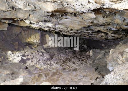 Victoria Cave in Langcliffe in den Yorkshire Dales, North Yorkshire, Großbritannien Stockfoto