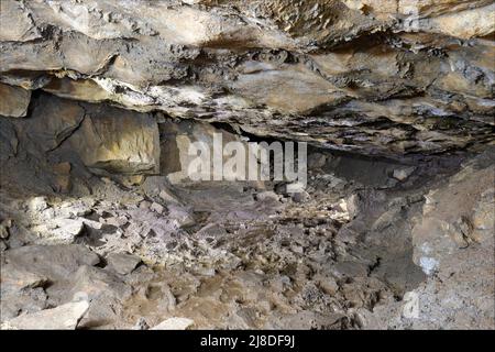 Victoria Cave in Langcliffe in den Yorkshire Dales, North Yorkshire, Großbritannien Stockfoto