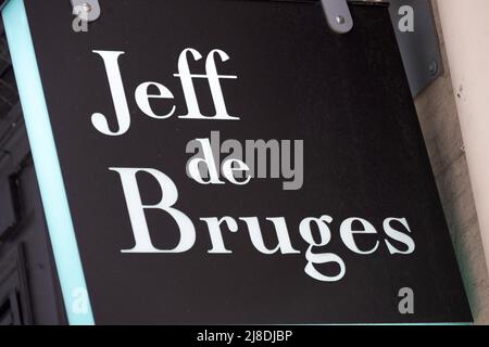 Ein Ladenschild von Jeff de Bruges, am 15. Mai 2022 in Cannes, Frankreich. Foto von David Niviere/ABACAPRESS.COM Stockfoto