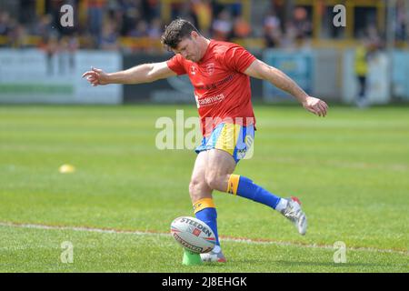 Castleford, England - 15.. Mai 2022 - Lachlan Coote (1) von Hull Kingston Rovers tritt beim Aufwärmen an. Rugby League Betfred Super League Castleford Tigers vs Hull Kingston Rovers im Mend-A-Hose Stadium, Castleford, Großbritannien Dean Williams Stockfoto