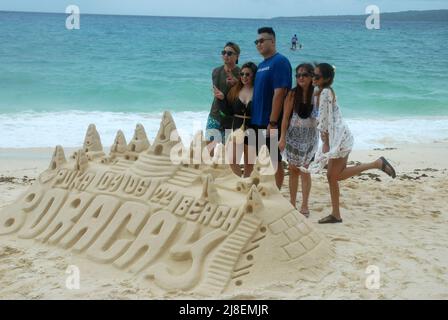 Sand Castle am Puka Shell Beach, Boracay, den Visayas, den Philippinen, Südostasien. Stockfoto