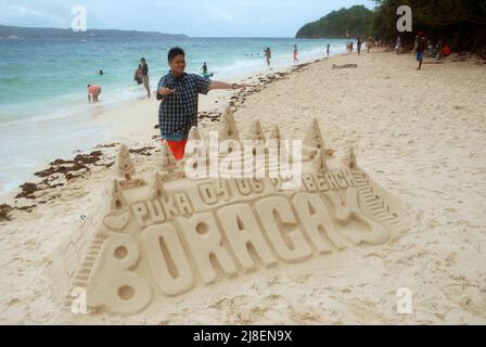 Sand Castle am Puka Shell Beach, Boracay, den Visayas, den Philippinen, Südostasien. Stockfoto