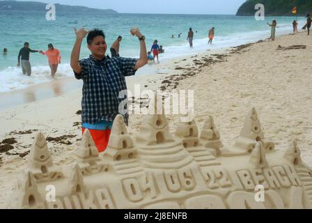 Sand Castle am Puka Shell Beach, Boracay, den Visayas, den Philippinen, Südostasien. Stockfoto