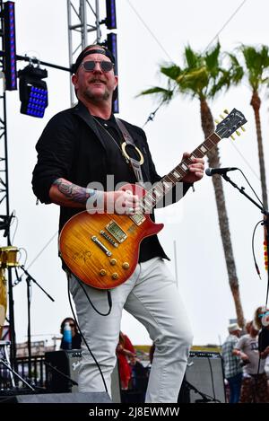 Redondo Beach, Kalifornien, USA. 15.. Mai 2022. Devon Allman Project, Tag 3 des BEACHLIFE Festivals . Kredit: Ken Howard/Alamy Live Nachrichten Stockfoto