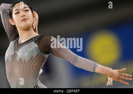 Tokyo Metropolitan Gymnasium, Tokio, Japan. 14.. Mai 2022. Arisa Kasahara, 14. MAI 2022 - künstlerische Gymnastik: Die 61. NHK Cup Frauen-Einzelübung auf dem Boden am Tokyo Metropolitan Gymnasium, Tokio, Japan. Kredit: MATSUO.K/AFLO SPORT/Alamy Live Nachrichten Stockfoto