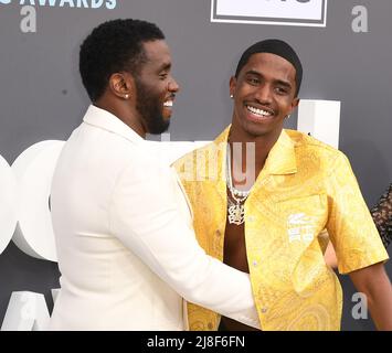 Las Vegas, USA. 15.. Mai 2022. Diddy aka Sean Combs und Sohn Christian Combs nehmen am 15. Mai 2022 in Las Vegas, Nevada, an den Billboard Music Awards 2022 in der MGM Grand Garden Arena Teil. Foto: Casey Flanigan/imageSPACE/Sipa USA Kredit: SIPA USA/Alamy Live News Stockfoto