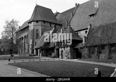 Schloß Marienburg bei Danzig, Wowoidschaft Pommern, 1967. Schloss Malbork bei Danzig, Vovoidschiff Pommern, 1967. Stockfoto