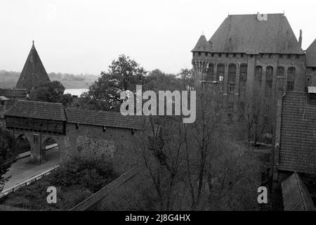 Schloß Marienburg bei Danzig, Wowoidschaft Pommern, 1967. Schloss Malbork bei Danzig, Vovoidschiff Pommern, 1967. Stockfoto