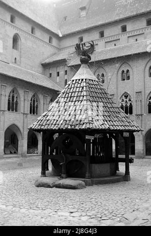 Schloß Marienburg bei Danzig, Wowoidschaft Pommern, 1967. Schloss Malbork bei Danzig, Vovoidschiff Pommern, 1967. Stockfoto