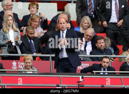 London, Großbritannien. 14.. Mai 2022. Prinz William, Duke of Cambridge, und Präsident des Fußballverbands beim Emirates FA Cup Finale mit Chelsea gegen Liverpool im Wembley Stadium, London, Großbritannien, am 14. Mai 2022 Credit: Paul Marriott/Alamy Live News Stockfoto