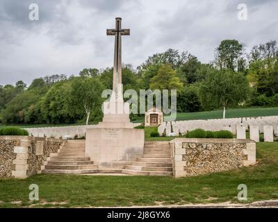 Dies ist der britische Friedhof von Vendresse aus dem Ersten Weltkrieg. Das Gebiet wurde während des Krieges schwer umkämpft mit vielen Gräbern von 1914 dann später im Jahr 1918 während t Stockfoto